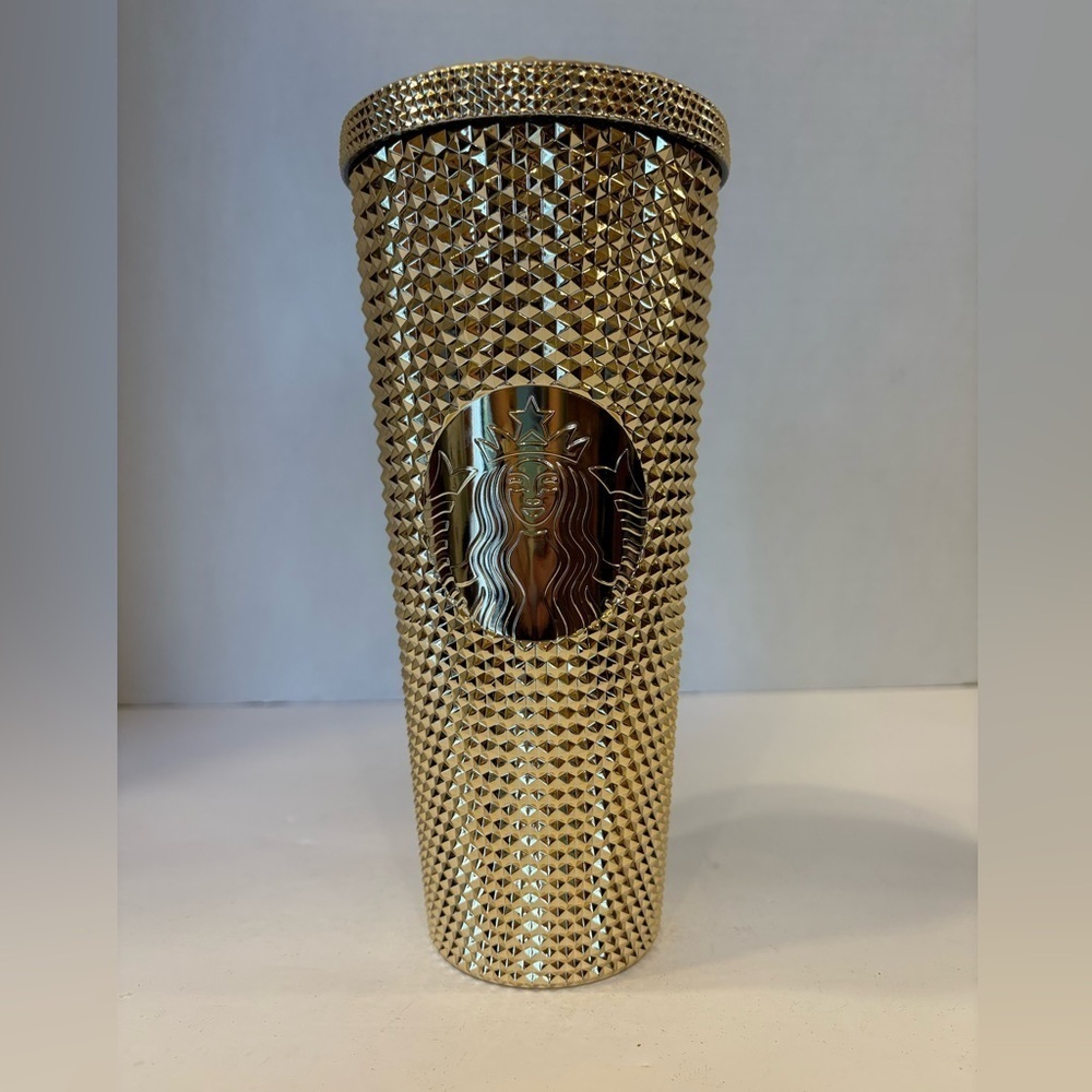 Starbucks Holiday 2022 gold diamond studded 24 oz tumbler NWT
